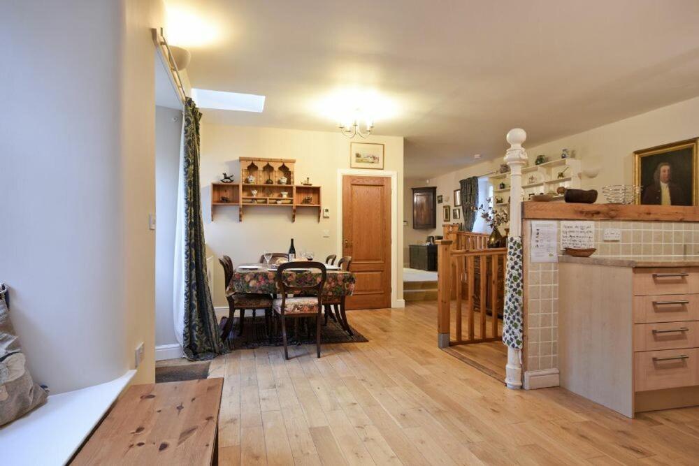 Craster Tower Coach House Villa Exterior photo