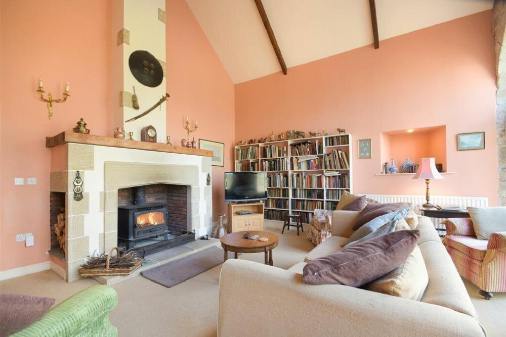 Craster Tower Coach House Villa Exterior photo